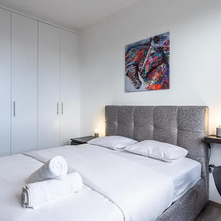 Sunflower 1-bedroom In Apartamento *